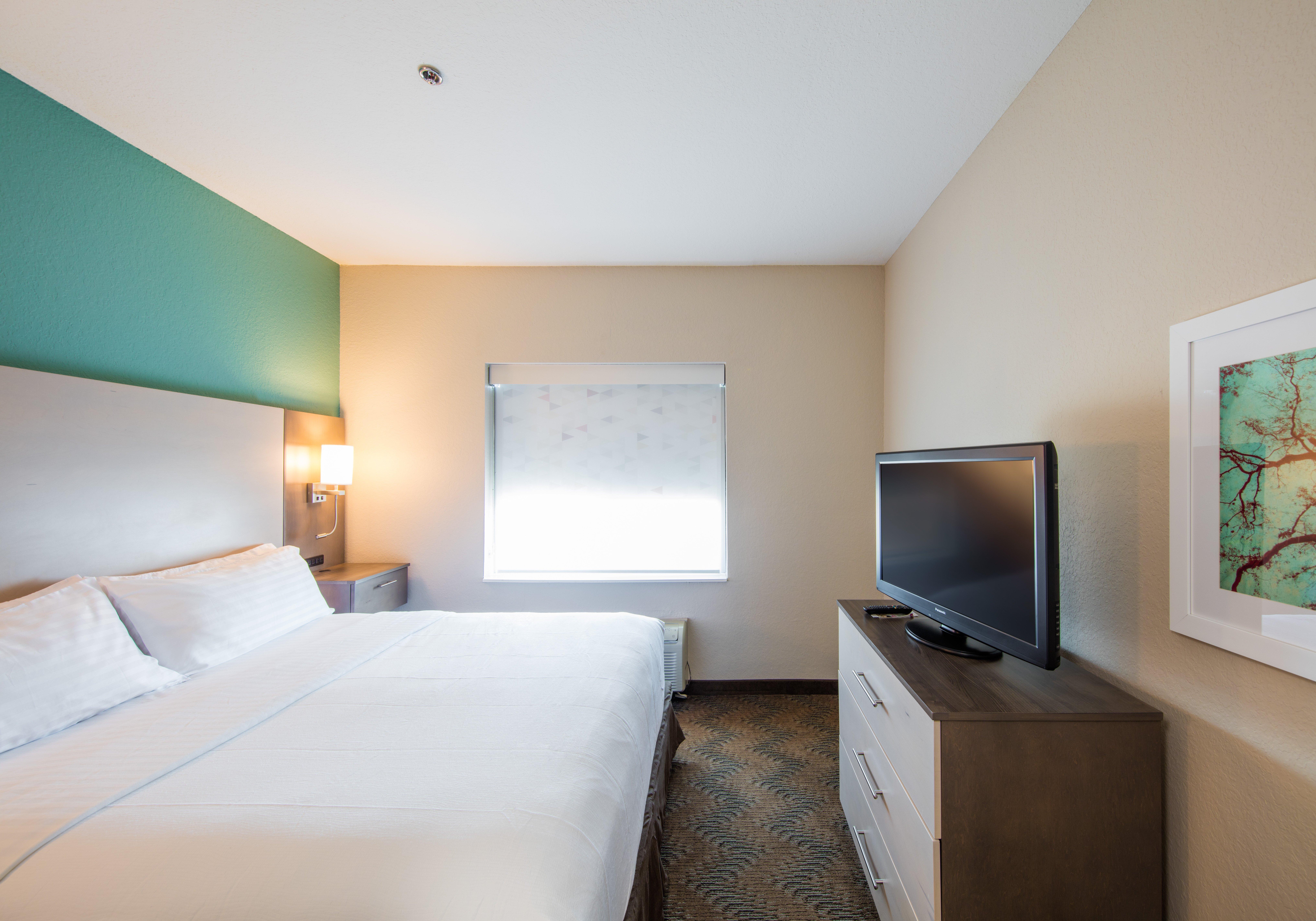 Holiday Inn Hotel & Suites Lake City By Ihg Exterior photo