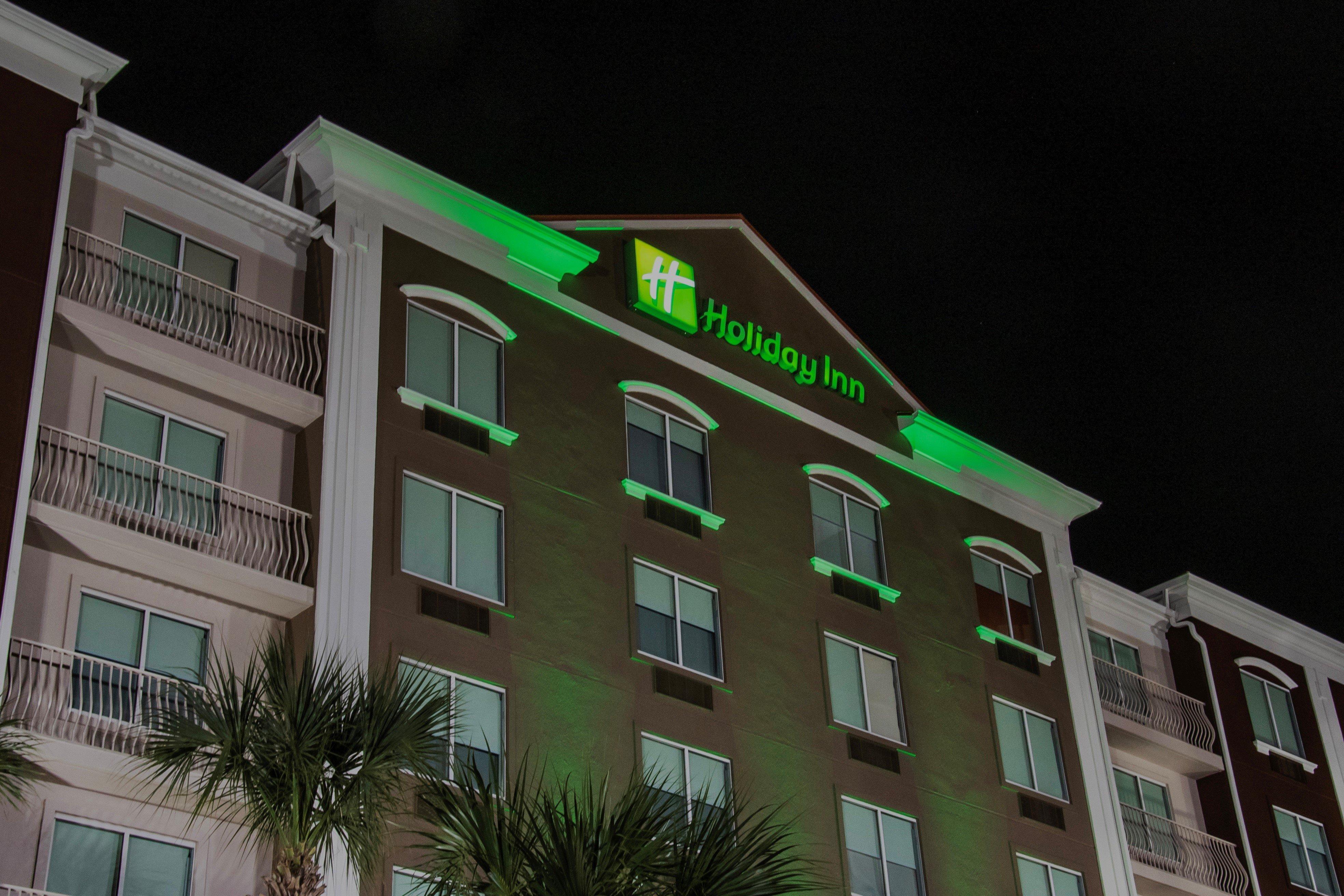 Holiday Inn Hotel & Suites Lake City By Ihg Exterior photo