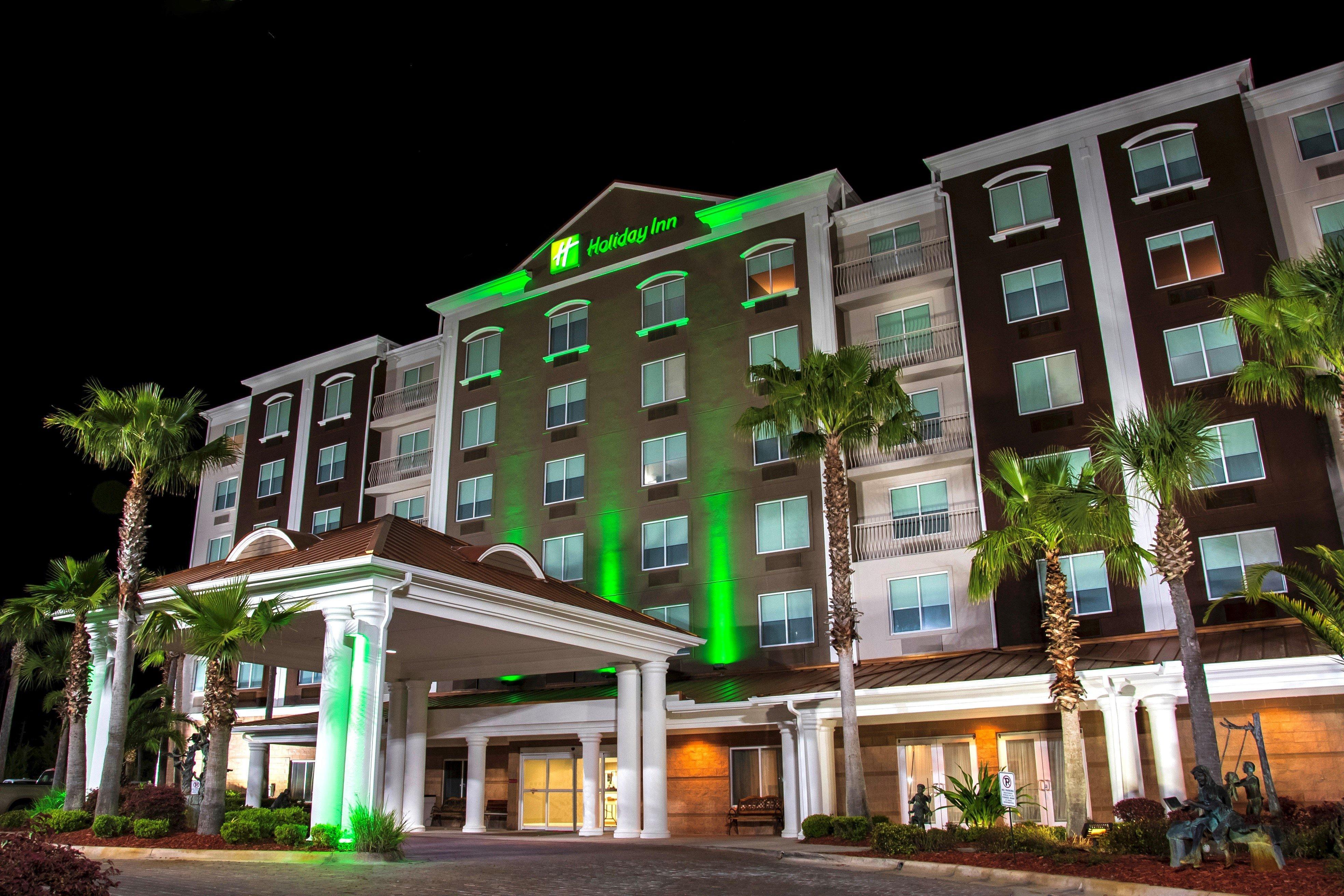 Holiday Inn Hotel & Suites Lake City By Ihg Exterior photo