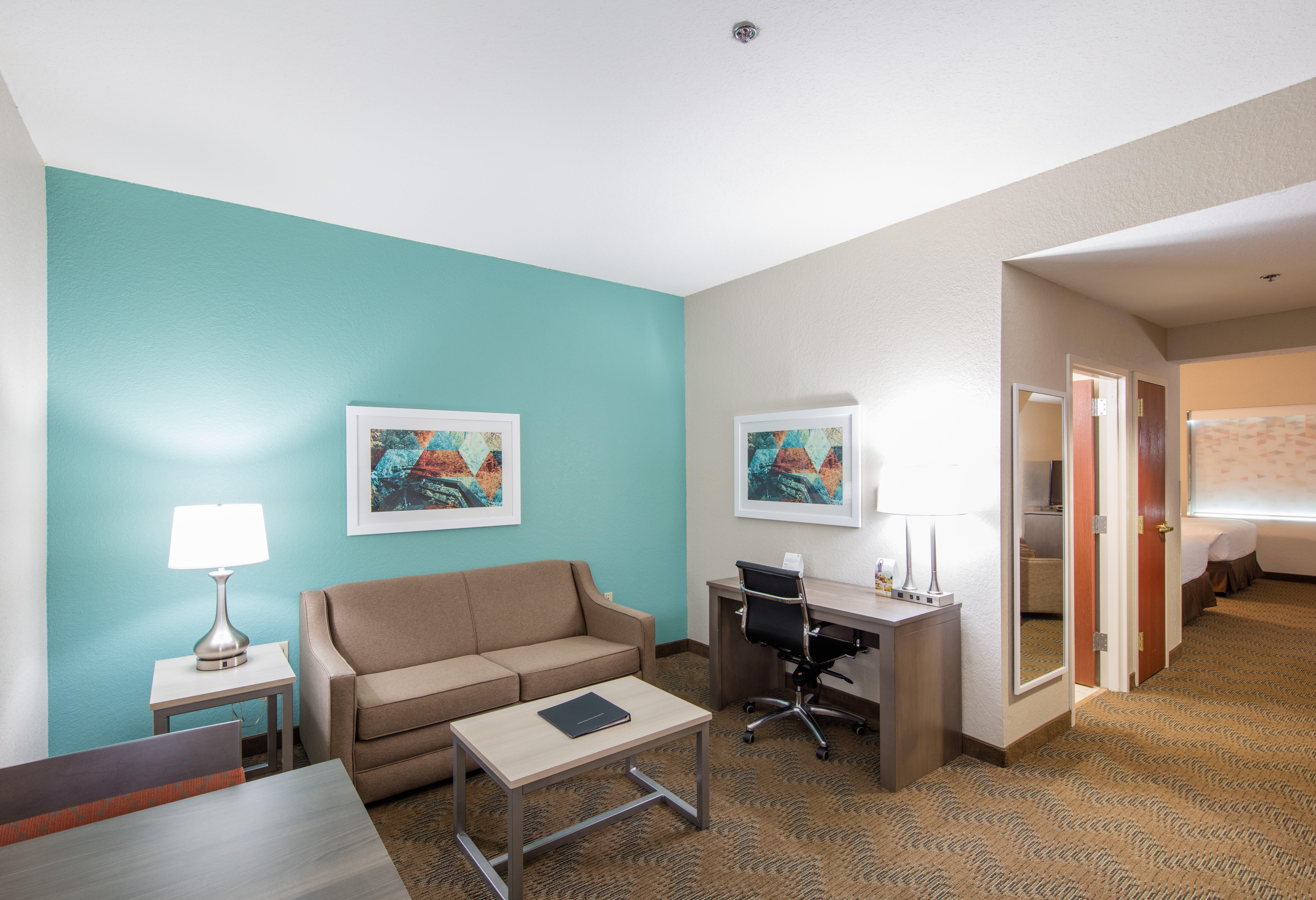 Holiday Inn Hotel & Suites Lake City By Ihg Exterior photo